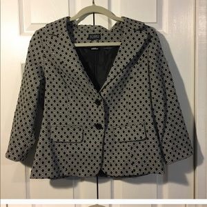 Black and White patterned blazer.
